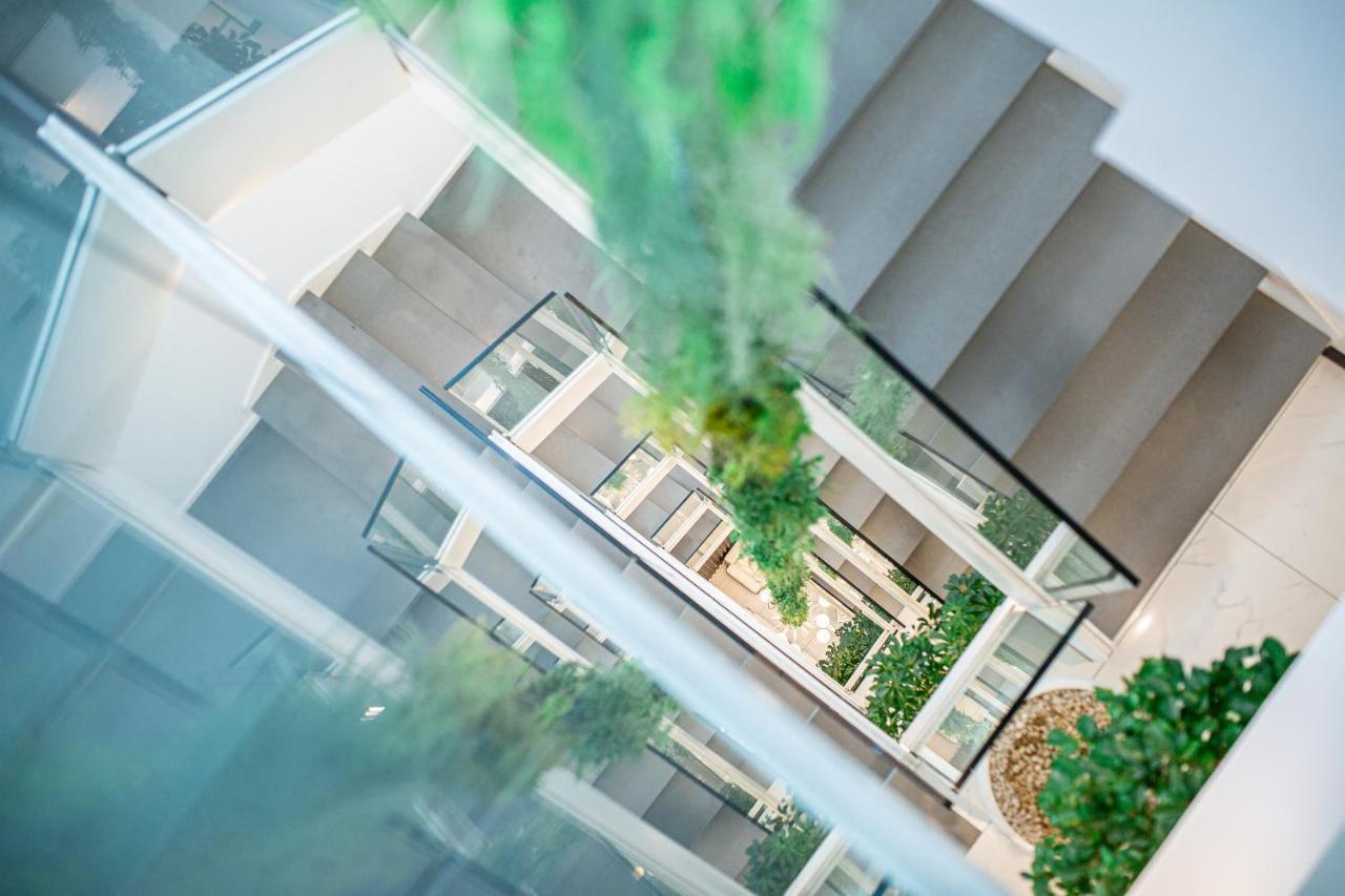 Monaco Suites Hotel Lignano Sabbiadoro Extérieur photo