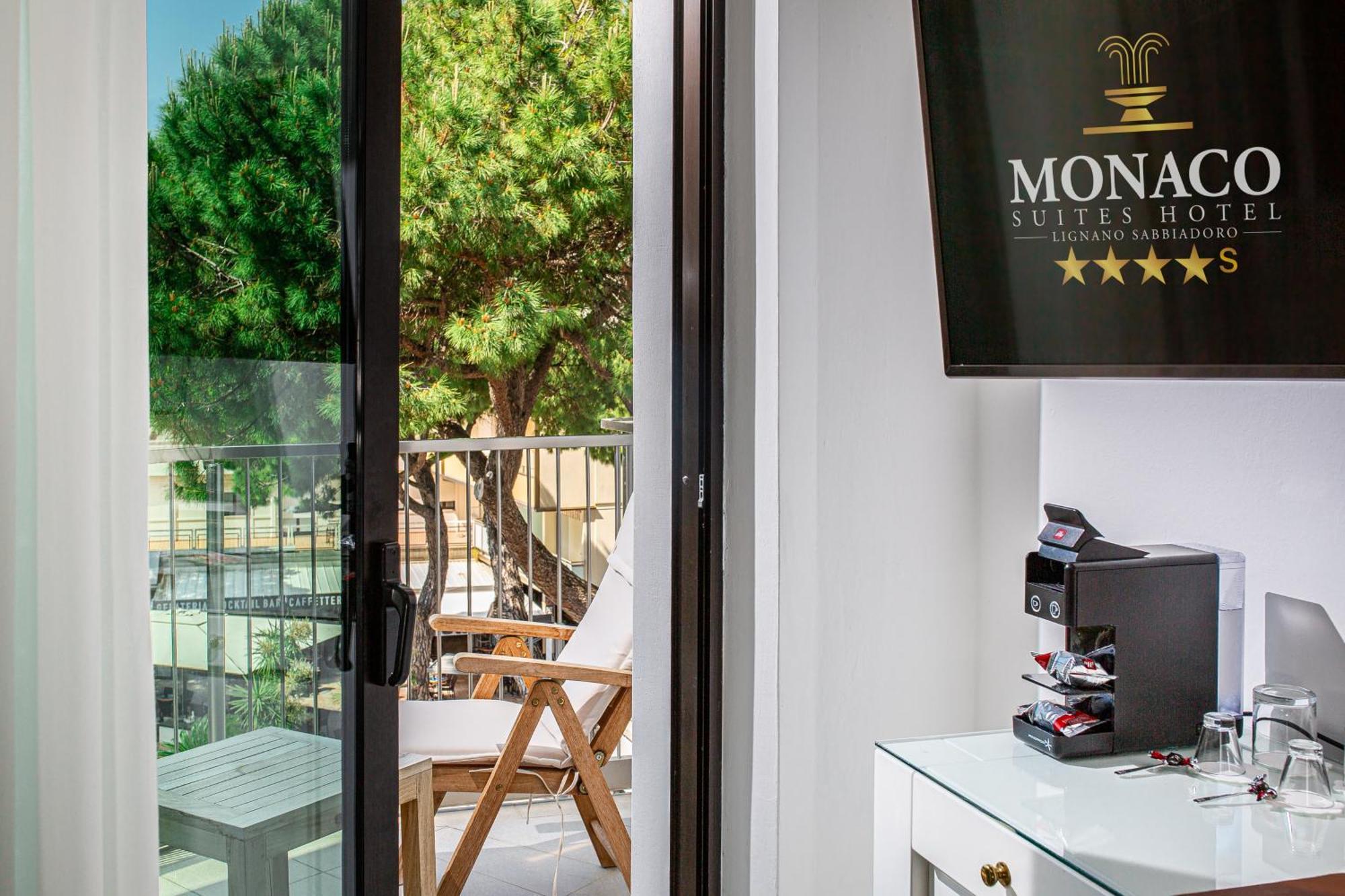 Monaco Suites Hotel Lignano Sabbiadoro Chambre photo